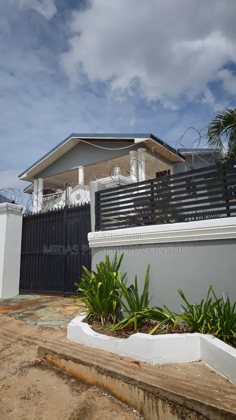 6bdrm House in Dome, Pillar 2 for sale