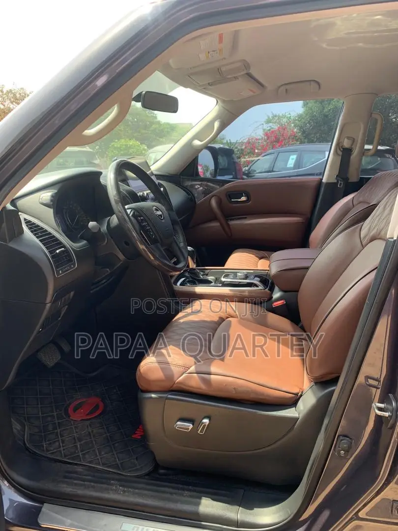 Nissan Patrol 2023 Silver