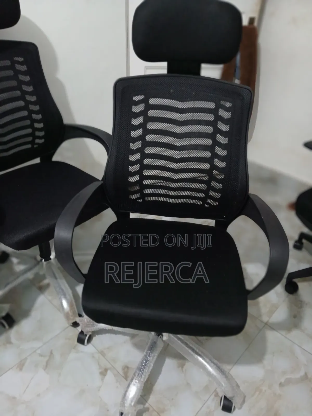 Office Swivel Chair With Head Rest