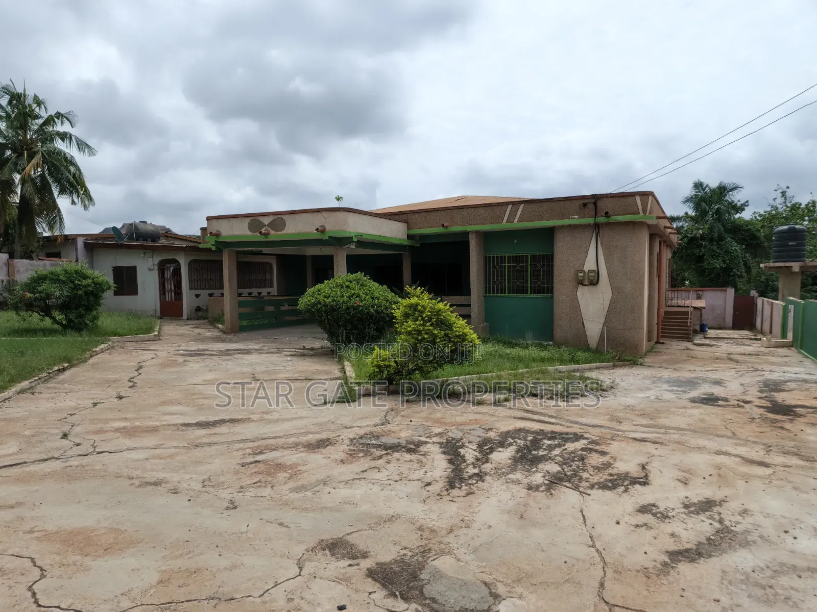 5bdrm House in Suame, Kumasi Metropolitan for rent