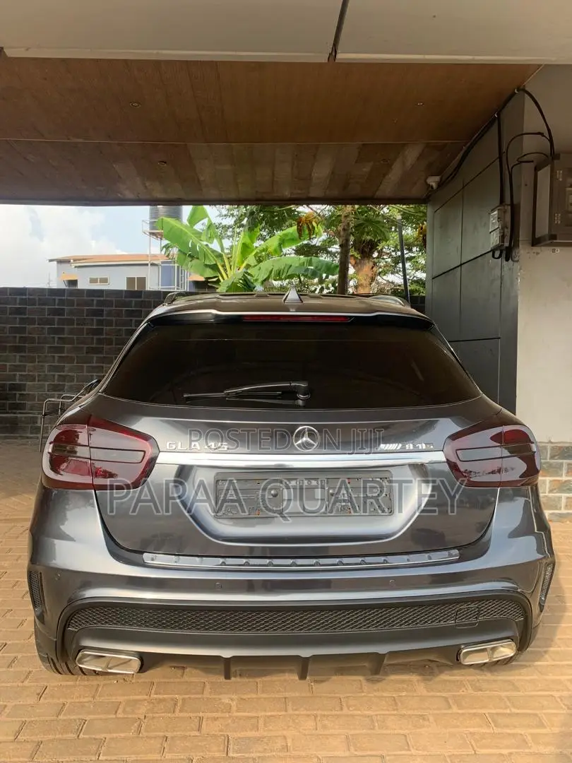 Mercedes-Benz GLA-Class 2018 Gray