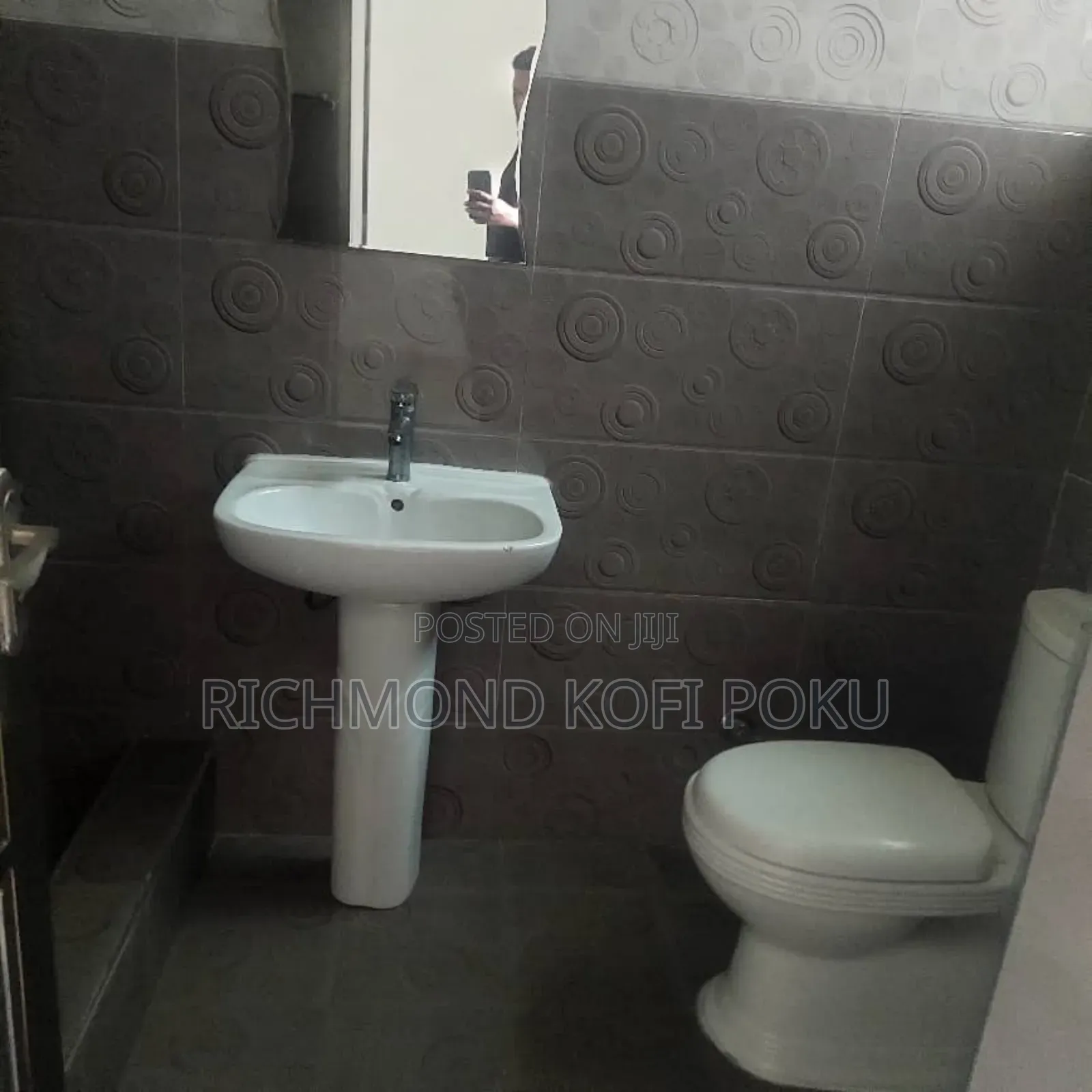 2bdrm Apartment in Kofis Realty, Spintex for rent
