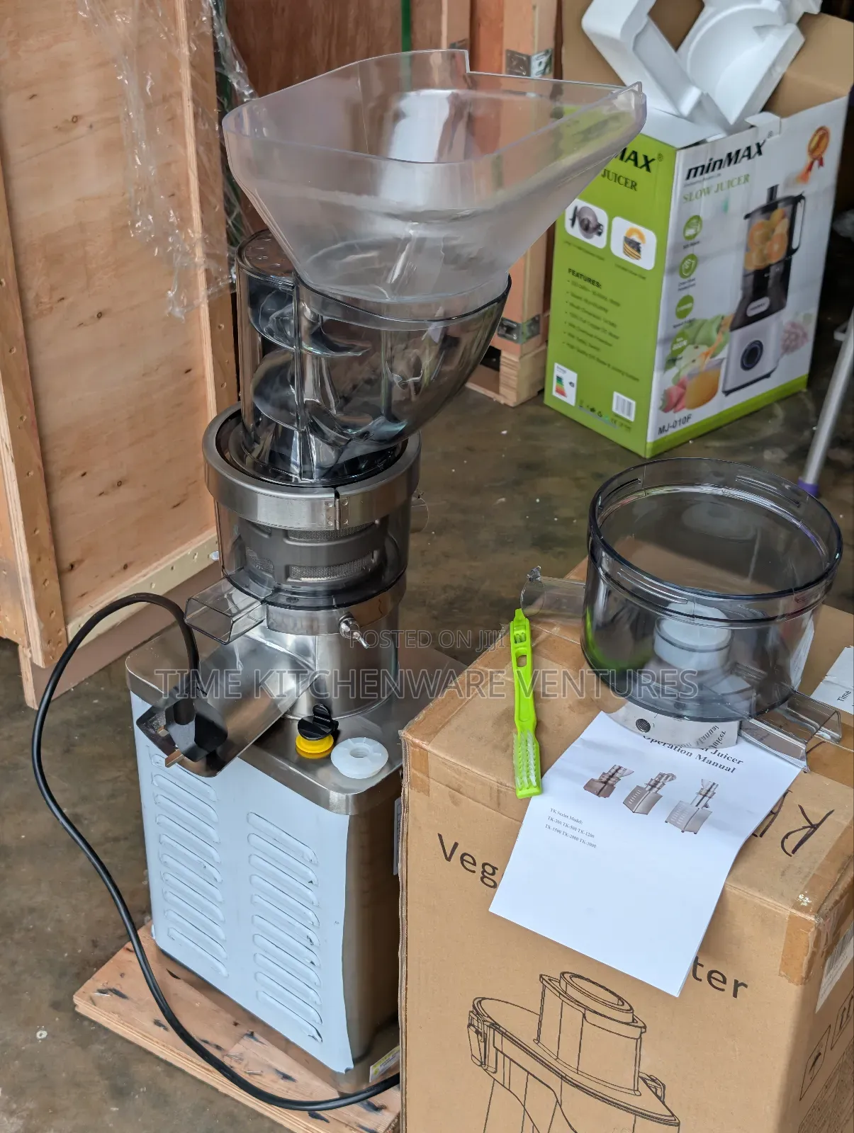 Commercial Juicer