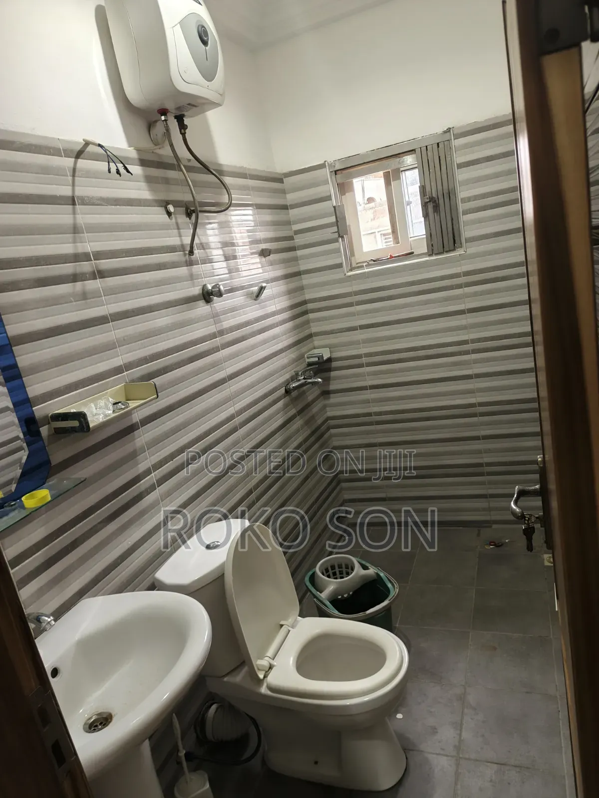 Mini Flat in Dr Roko, Fan Milk for rent