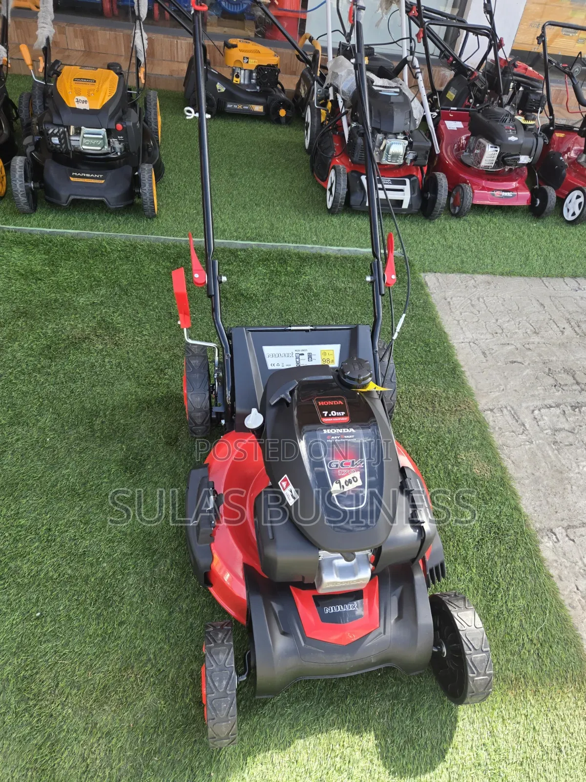 Honda Nulux Lawnmower