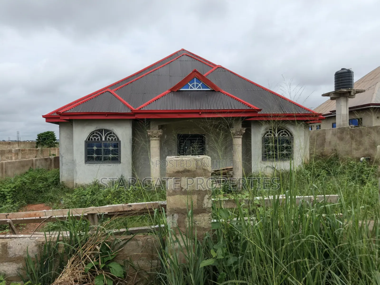 4bdrm House in Santasi Nkoransa, Kumasi Metropolitan for sale