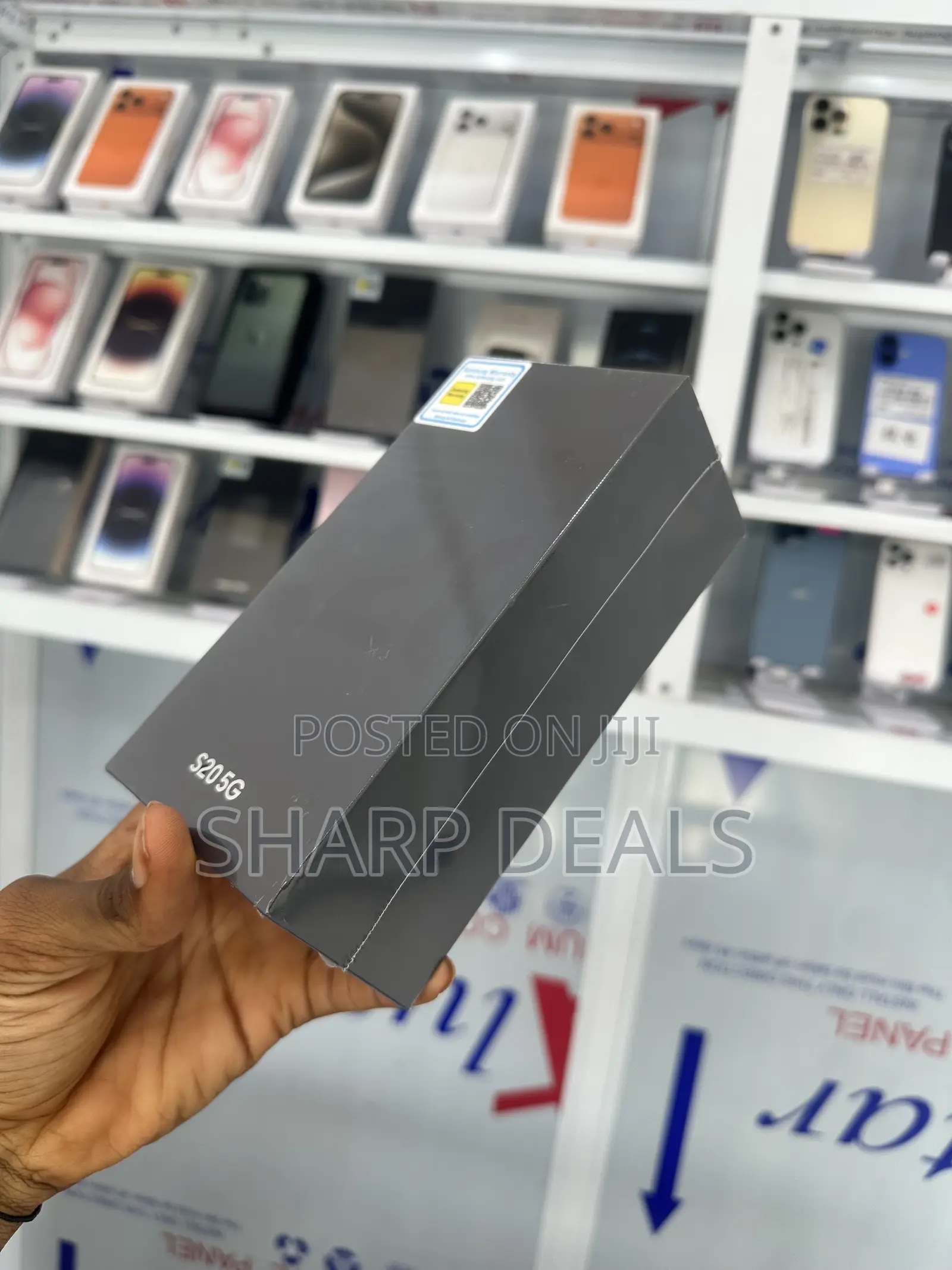 New Samsung Galaxy S20 128 GB Black