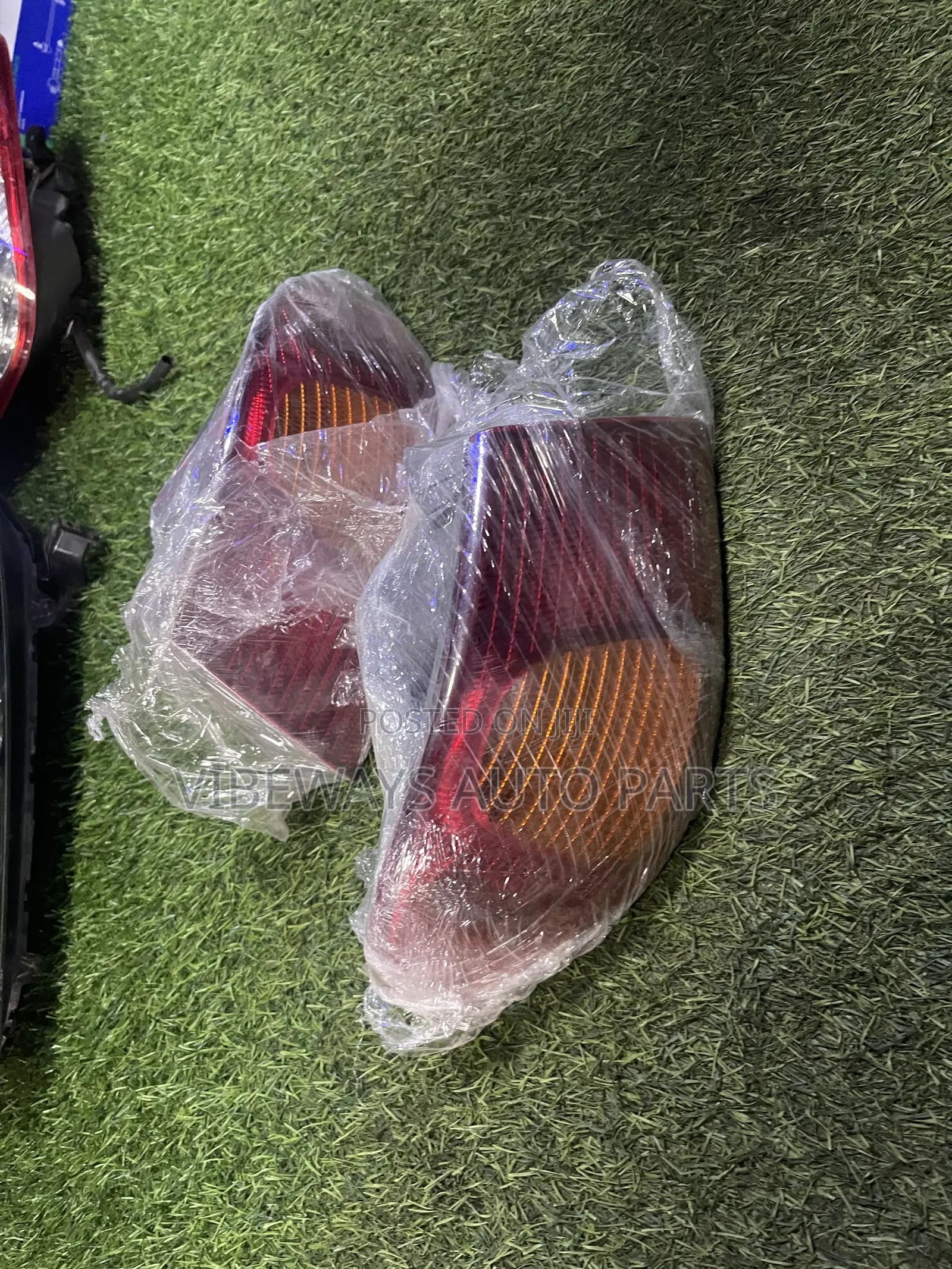 Toyota Corolla 110 Taillight 2000-2002 Original Used Pair
