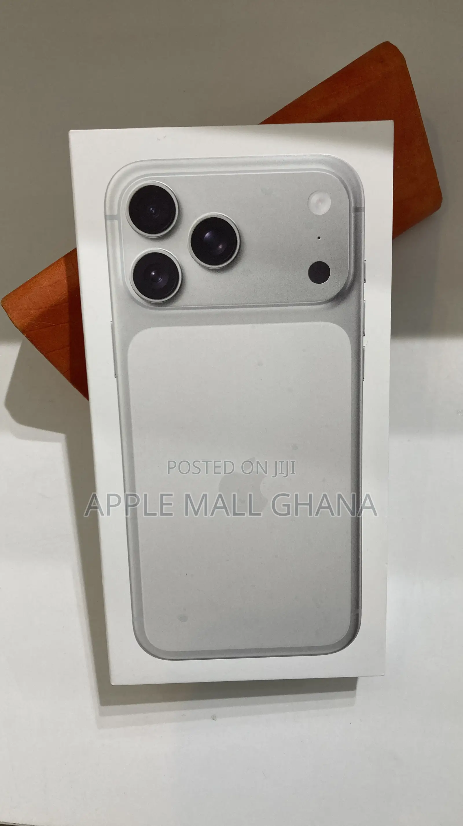 New Apple iPhone 17 Pro Max 256 GB Silver