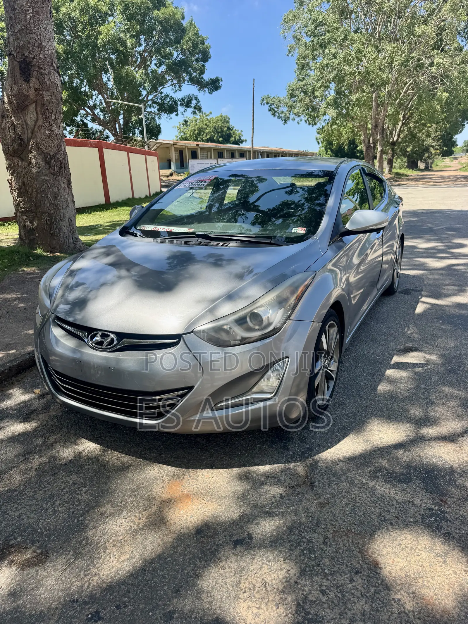 Hyundai Elantra Limited PZEV 4dr Sedan (1.8L 4cyl 6A) 2014 Gray