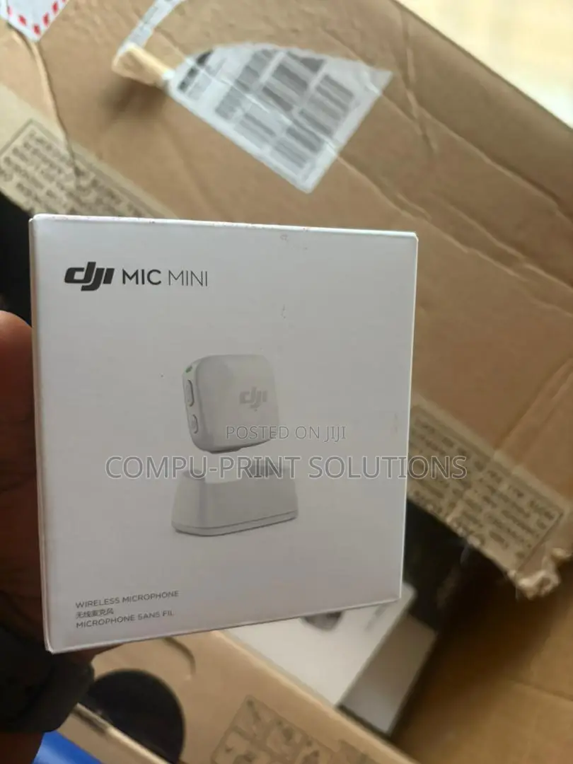 Dji Mic Mini Clip-on Transmitter With Built-in Microphone (2.4 Ghz)