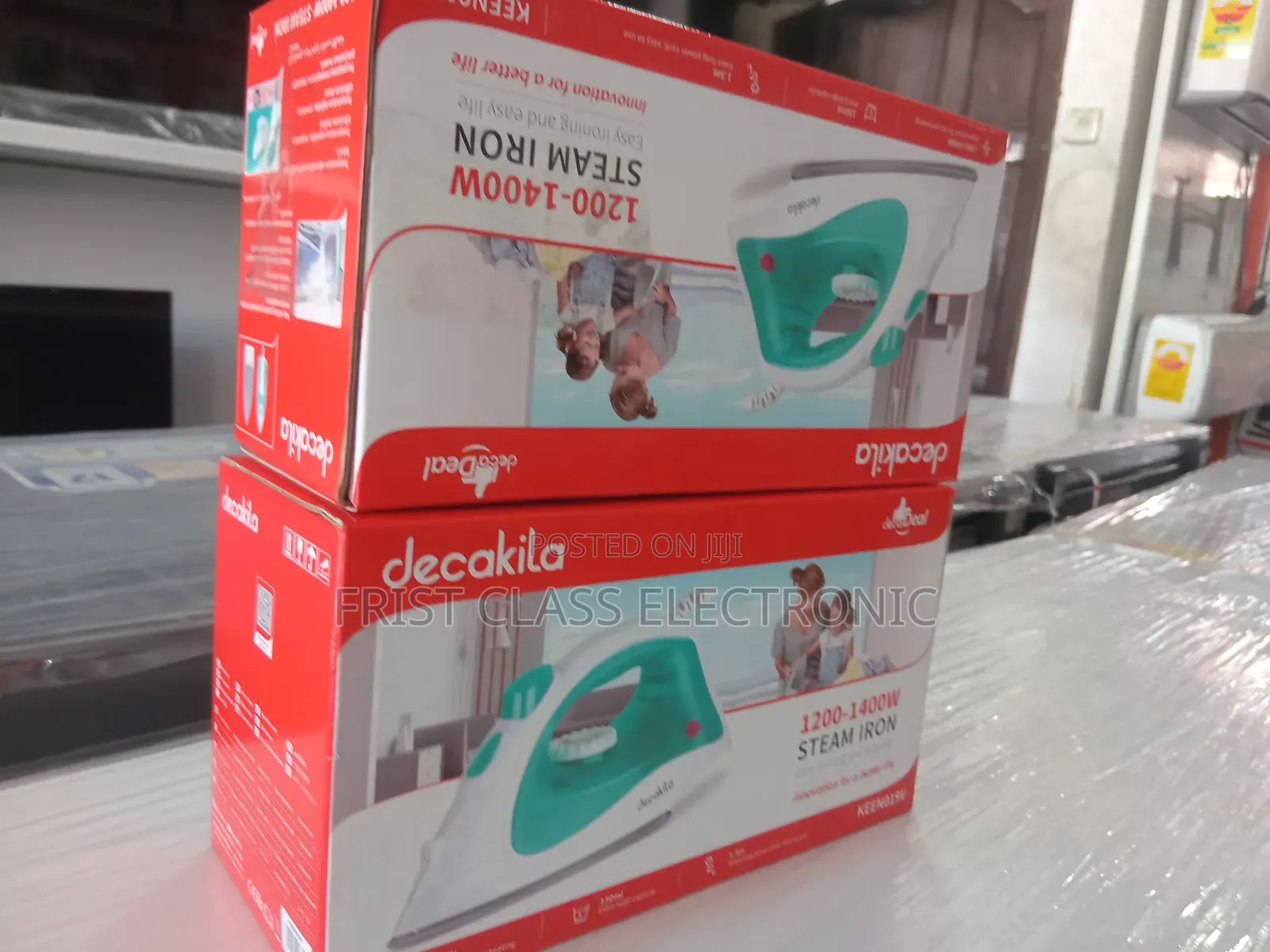 Decakila Steam Iron – Easy Ironing, Crisp Clothing Finish
