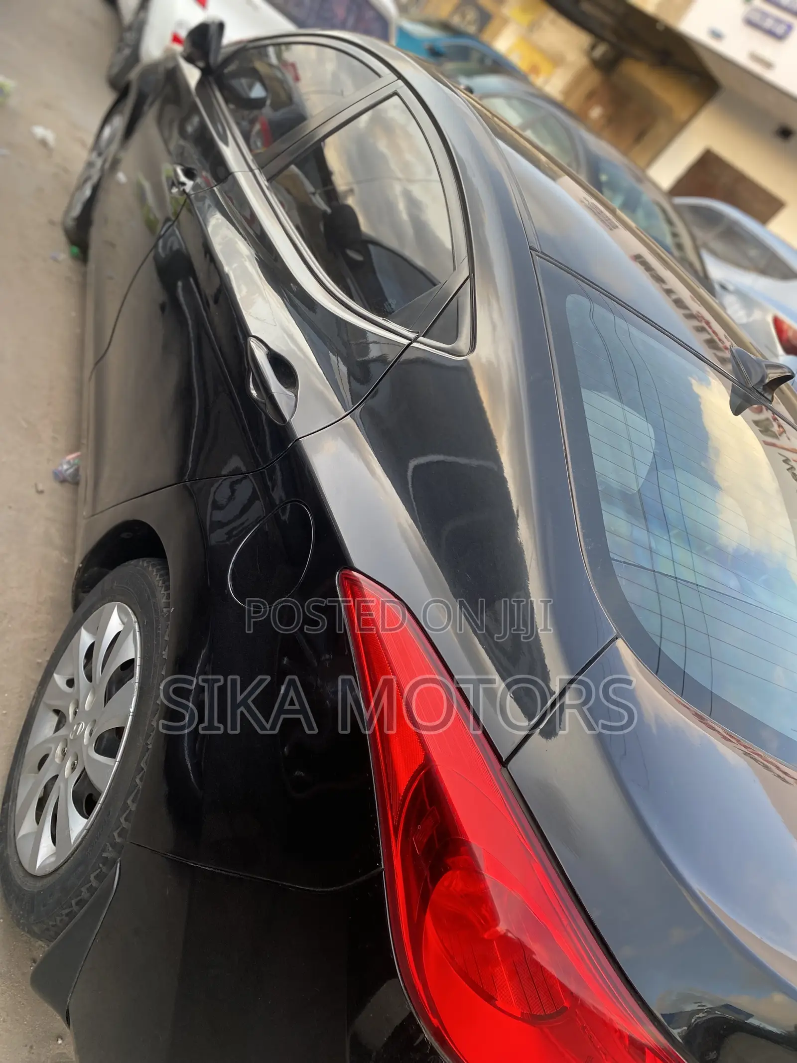 Hyundai Elantra 2016 Black