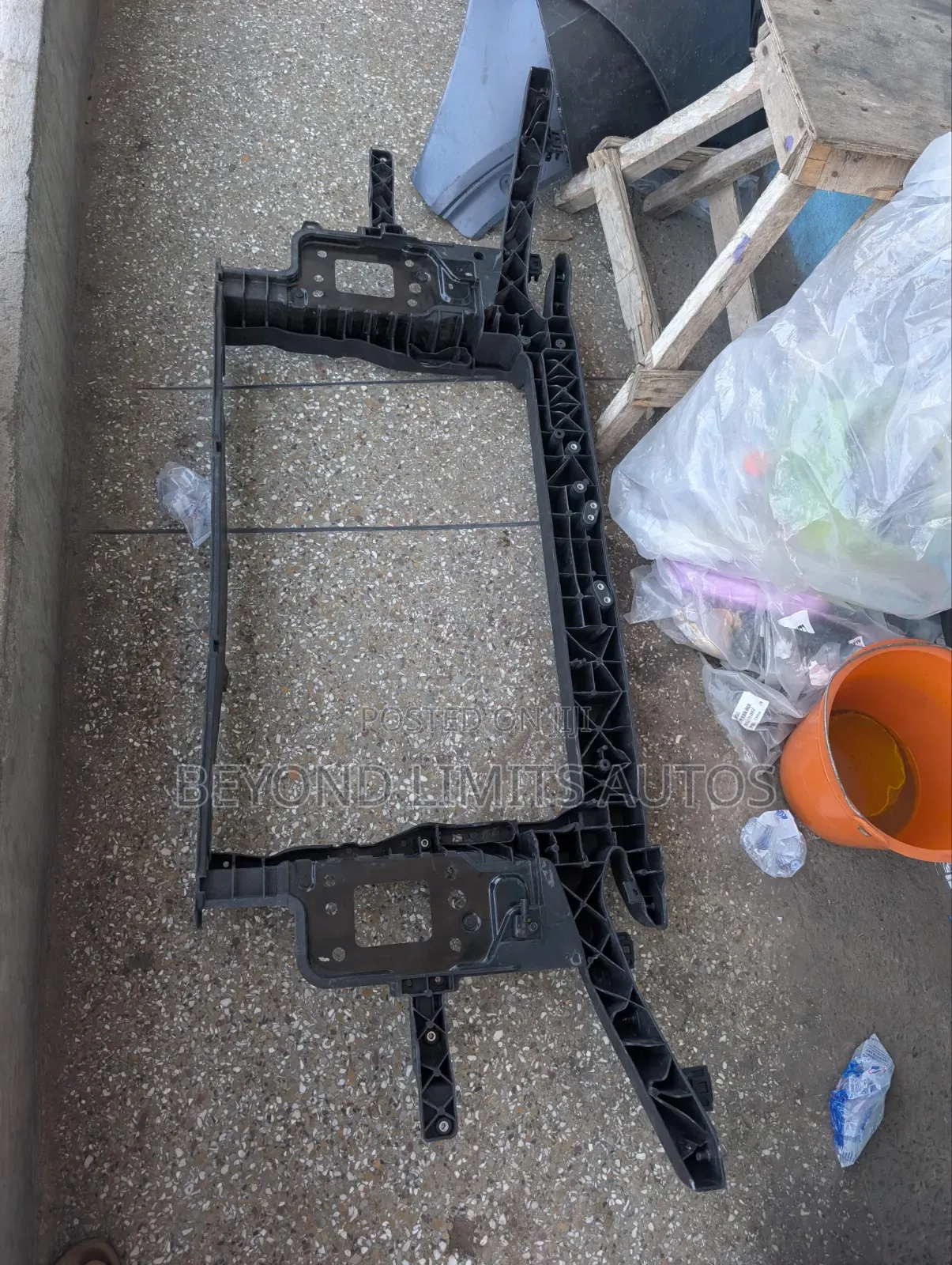 Hyundai Kona 2020,2021,2022,2022,2024 Radiator Support