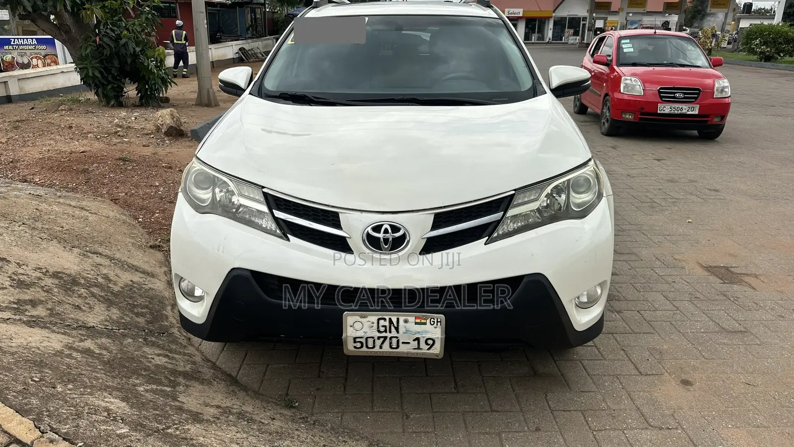 Toyota RAV4 Limited FWD (2.5L 4cyl 6A) 2017 White