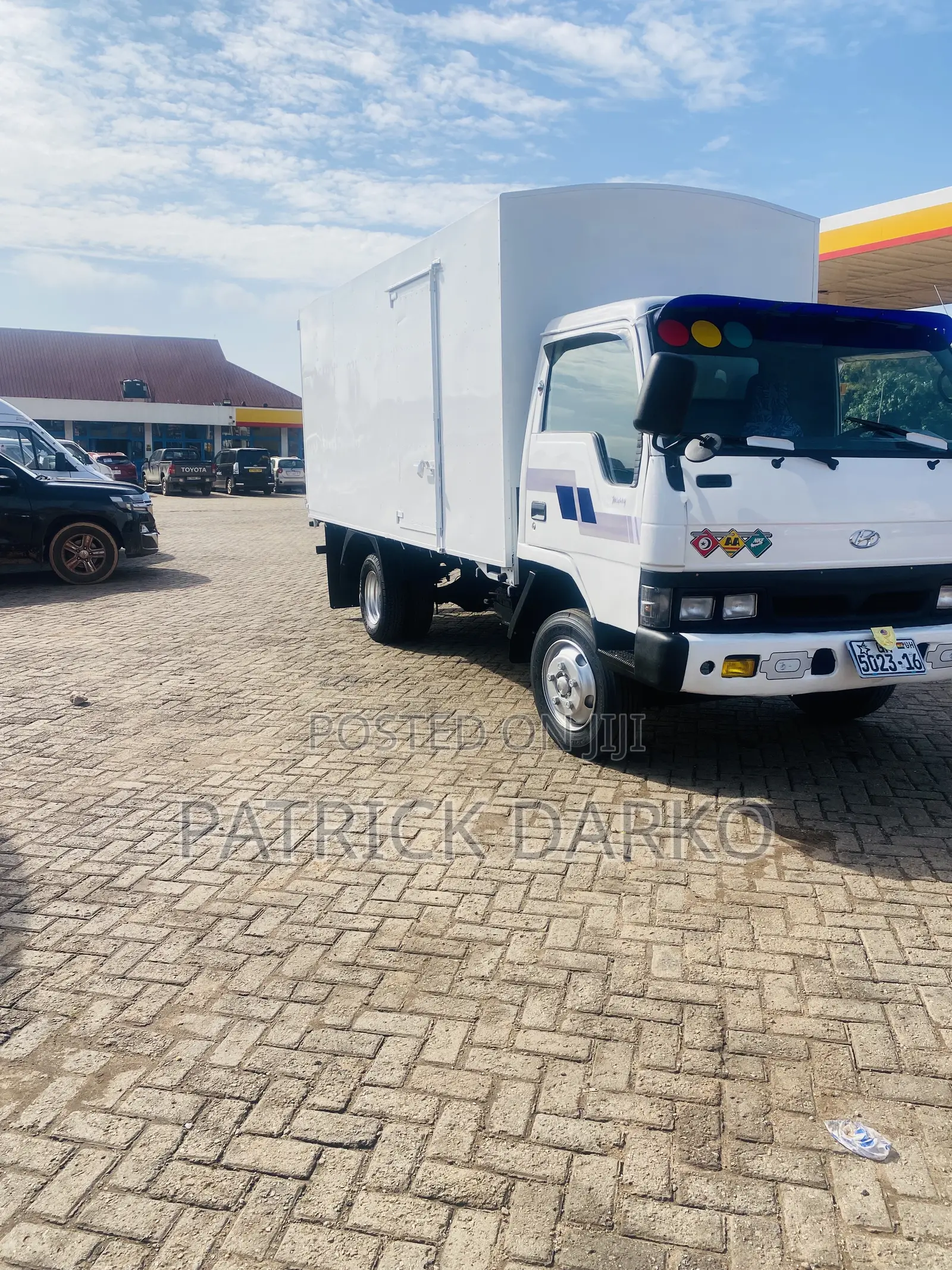 Hyundai Might Container