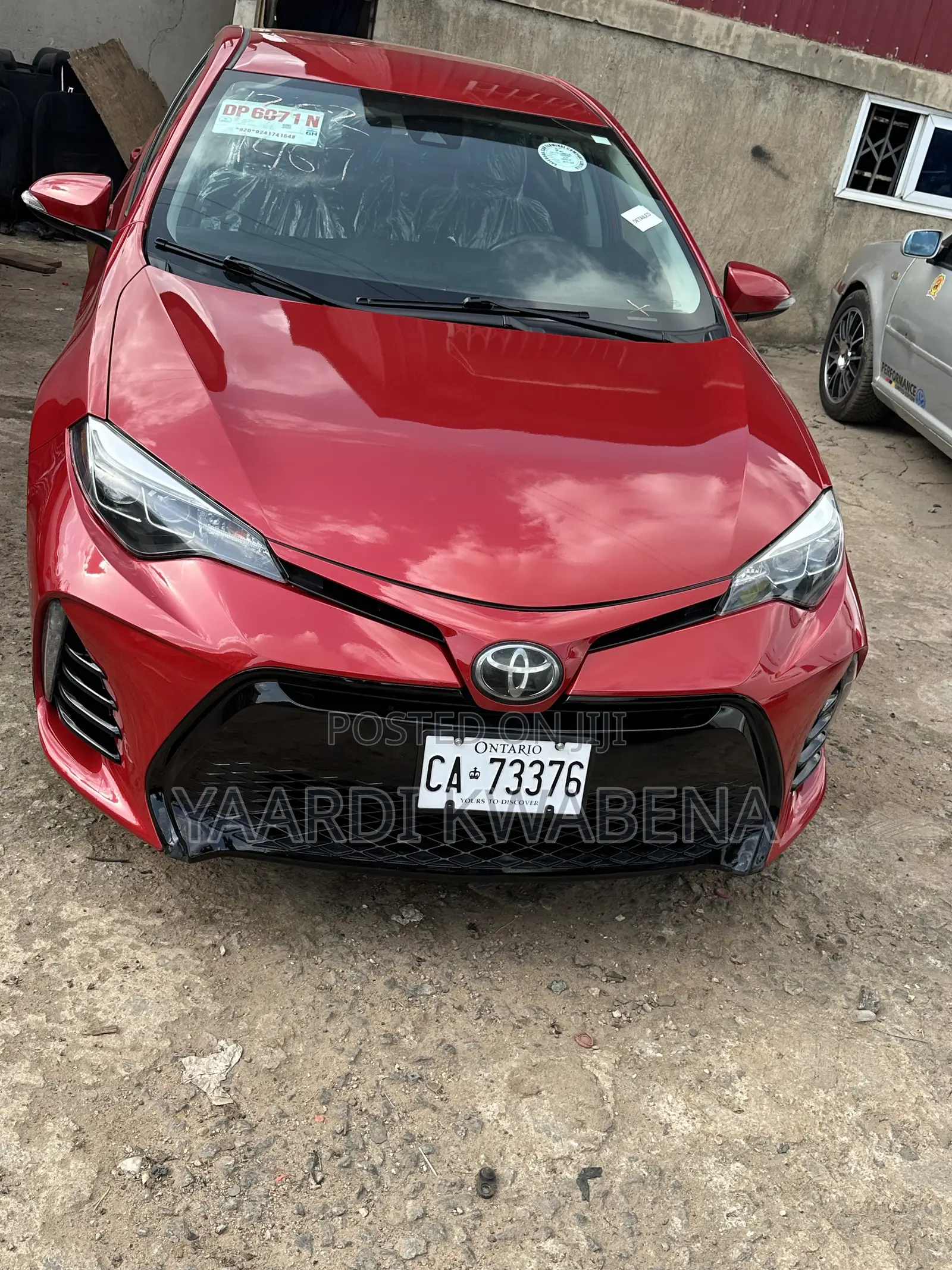 Toyota Corolla SE Special Edition 4dr Sedan (1.8L 4cyl CVT) 2017 Red