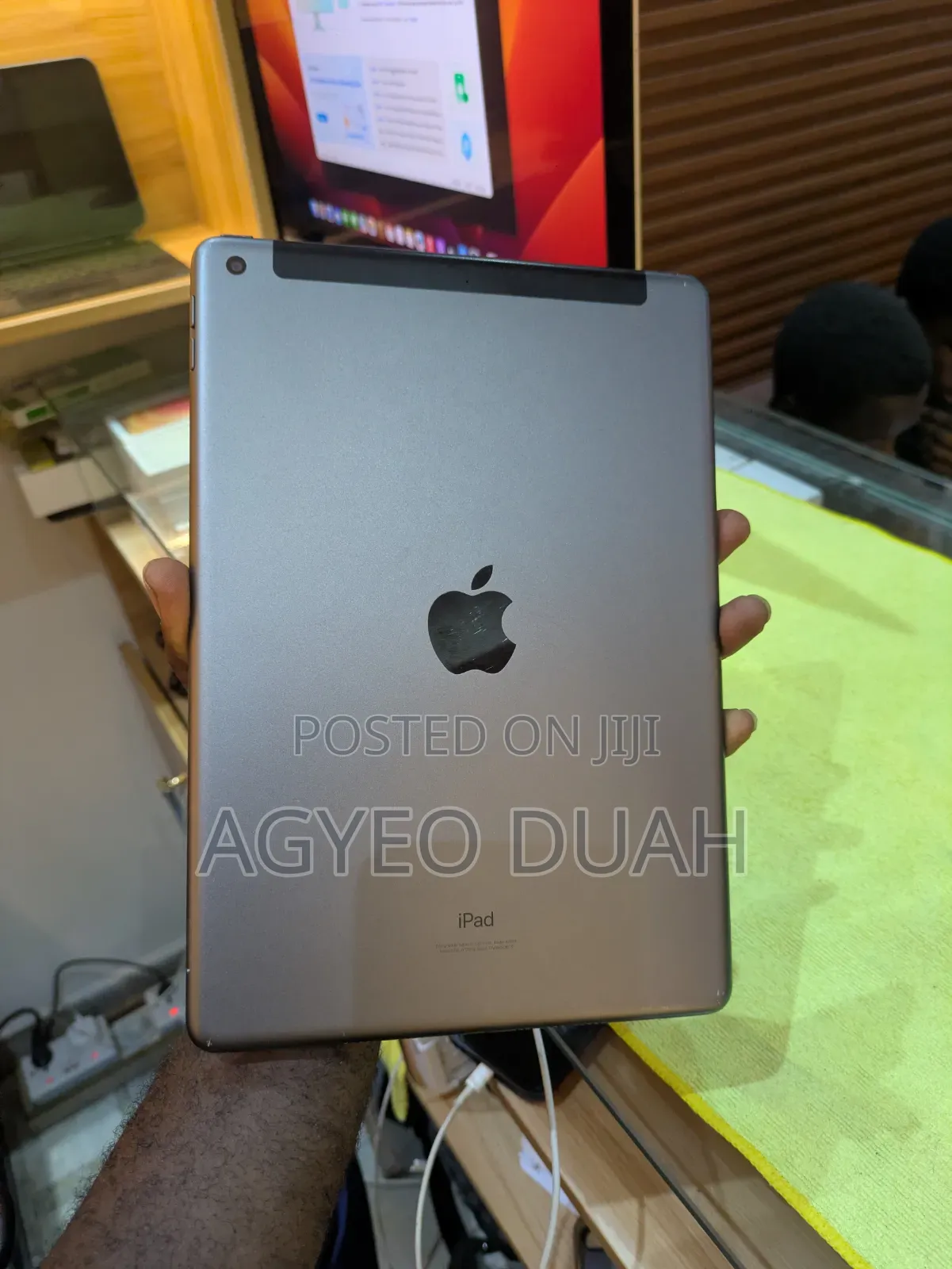 Apple iPad 10.2 (2021) 64 GB Silver