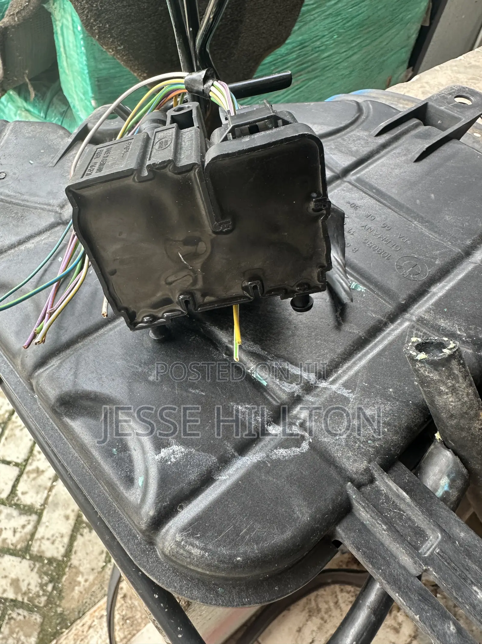 Range Rover Air Suspension Control Valve