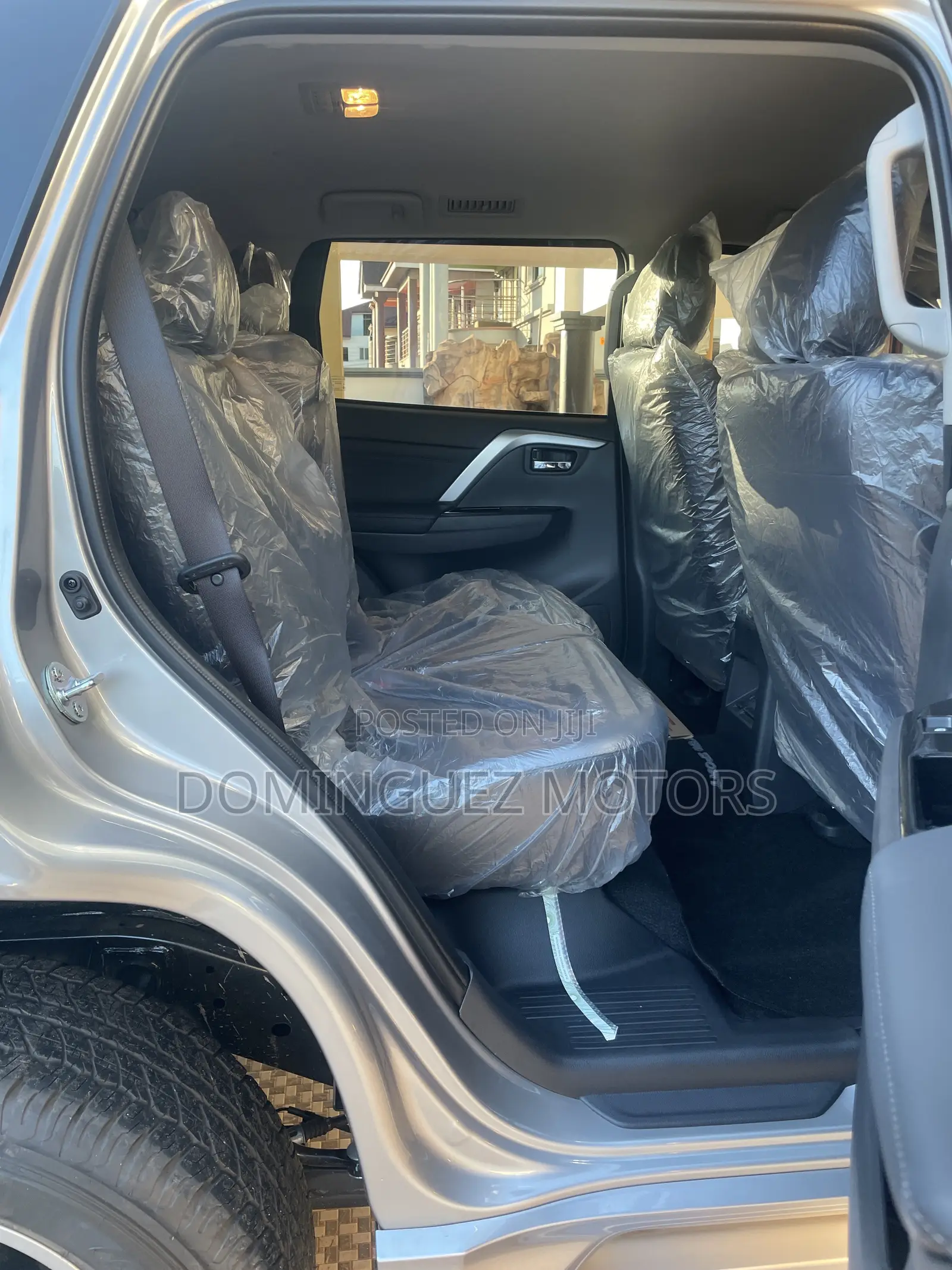 New Mitsubishi Montero Sport 2025 Silver