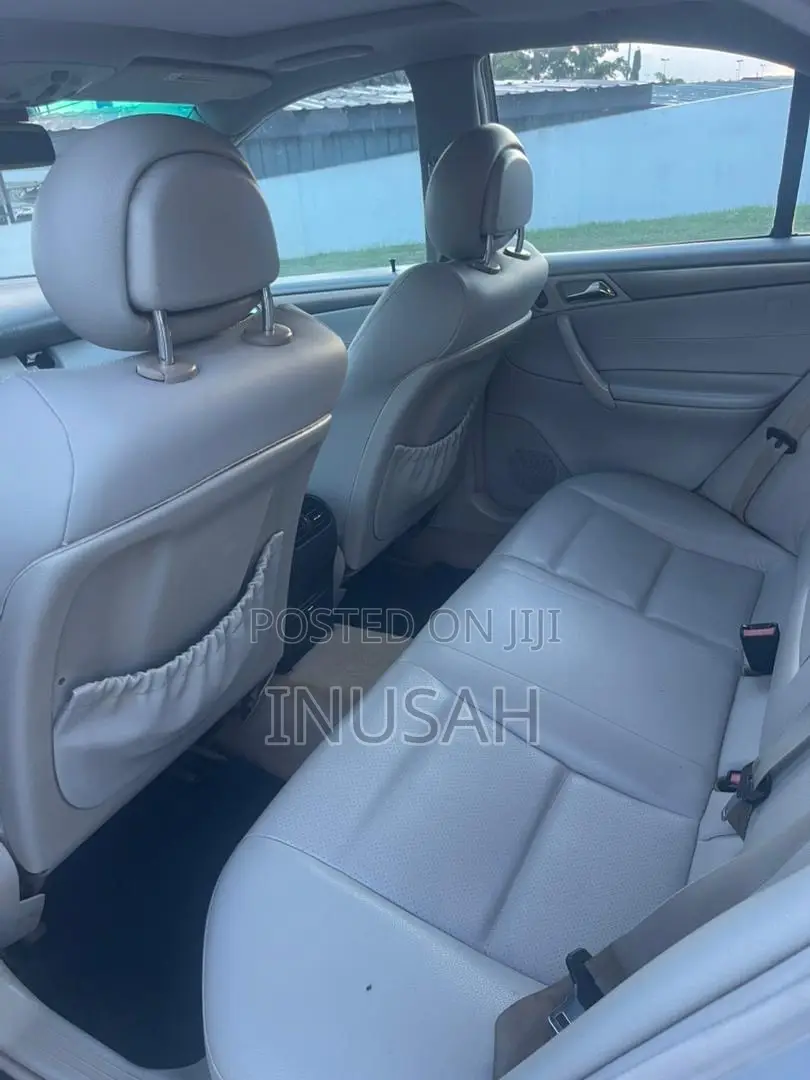Mercedes-Benz C230 2005 Silver