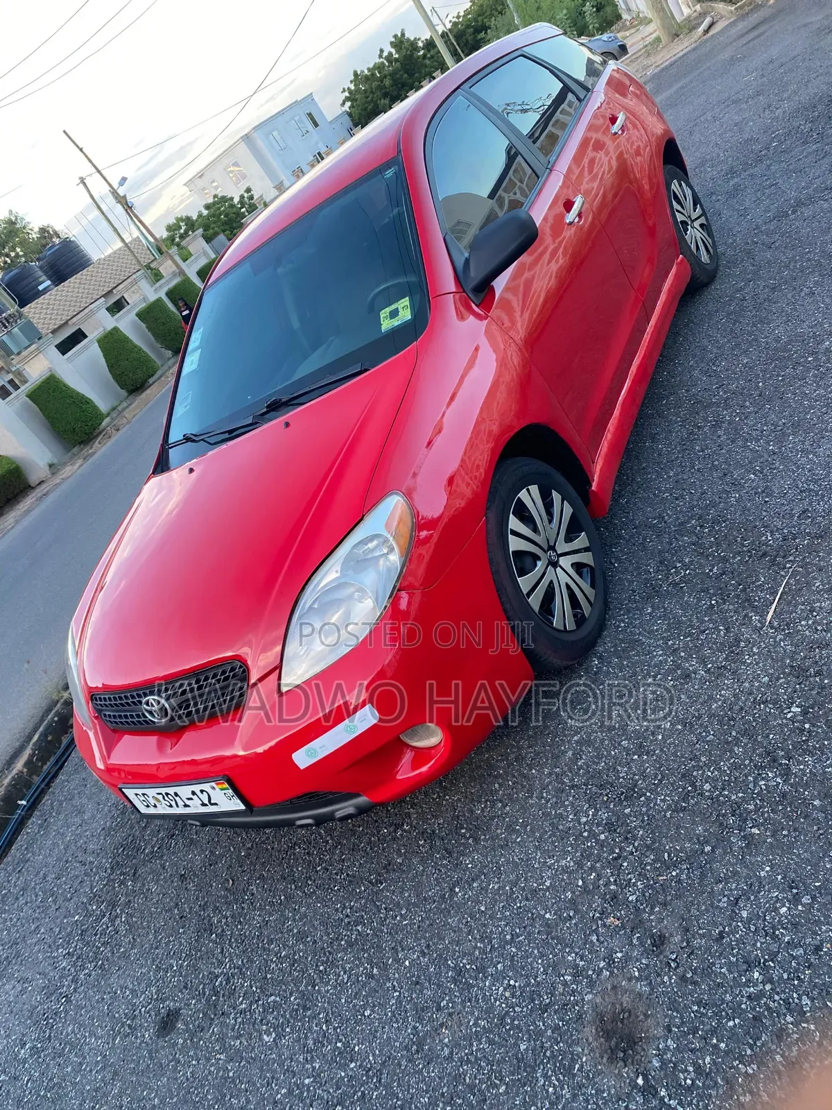 Toyota Matrix Hatchback FWD (1.8L 4cyl 5M) 2010 Red