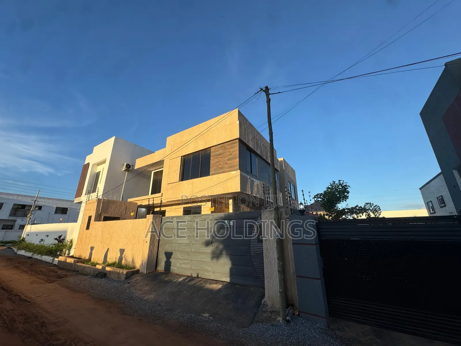 3bdrm House in West Trasacco, School Junction for sale