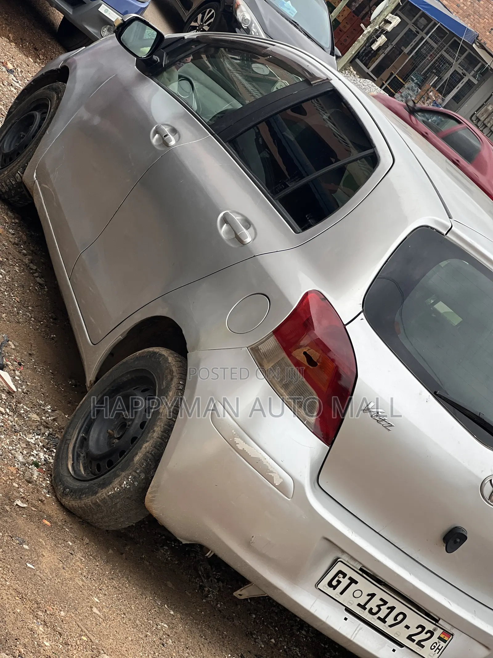 Toyota Vitz 2010 Gray