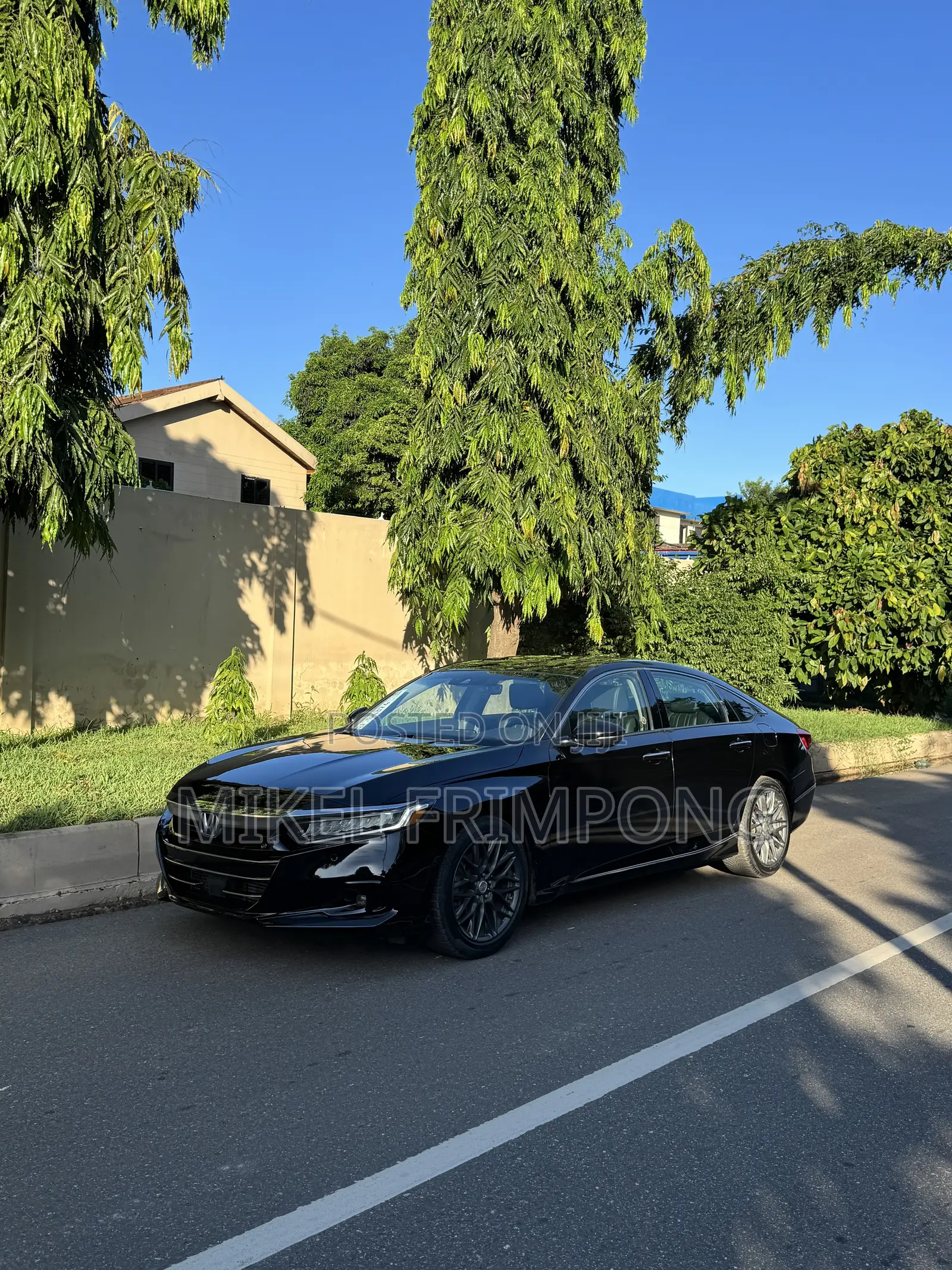 Honda Accord Touring 2.0T 2022 Black