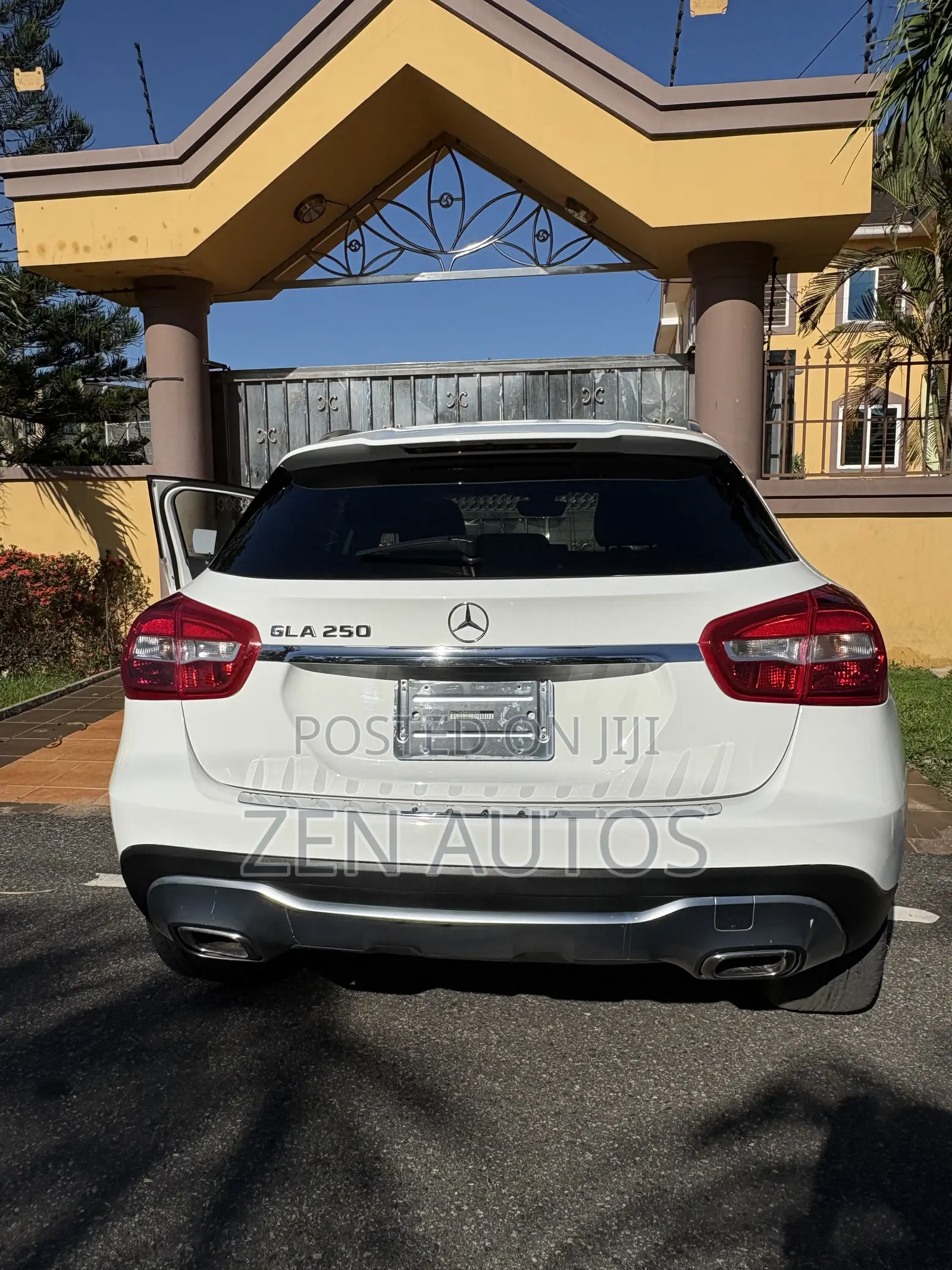 Mercedes-Benz GLA 250 2019 White