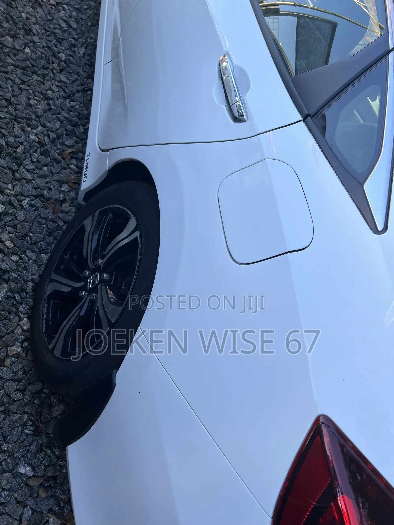 Honda Civic Touring 4dr Sedan (1.5L 4cyl) 2016 White