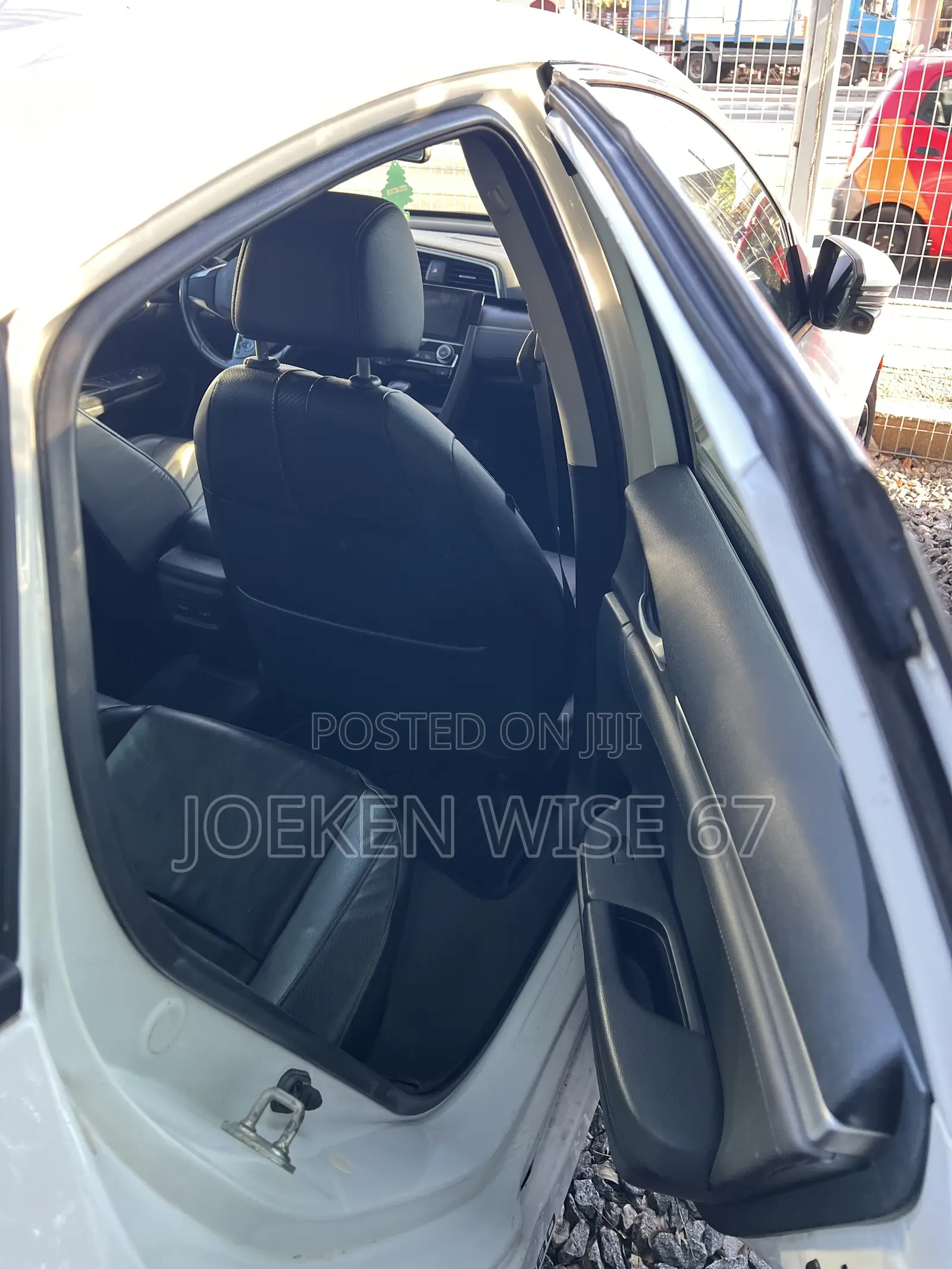 Honda Civic Touring 4dr Sedan (1.5L 4cyl) 2016 White