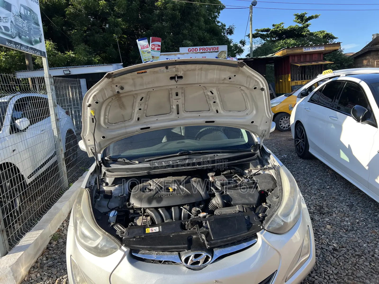 Hyundai Elantra Limited 4dr Sedan (1.8L 4cyl 6A) 2015 Gray