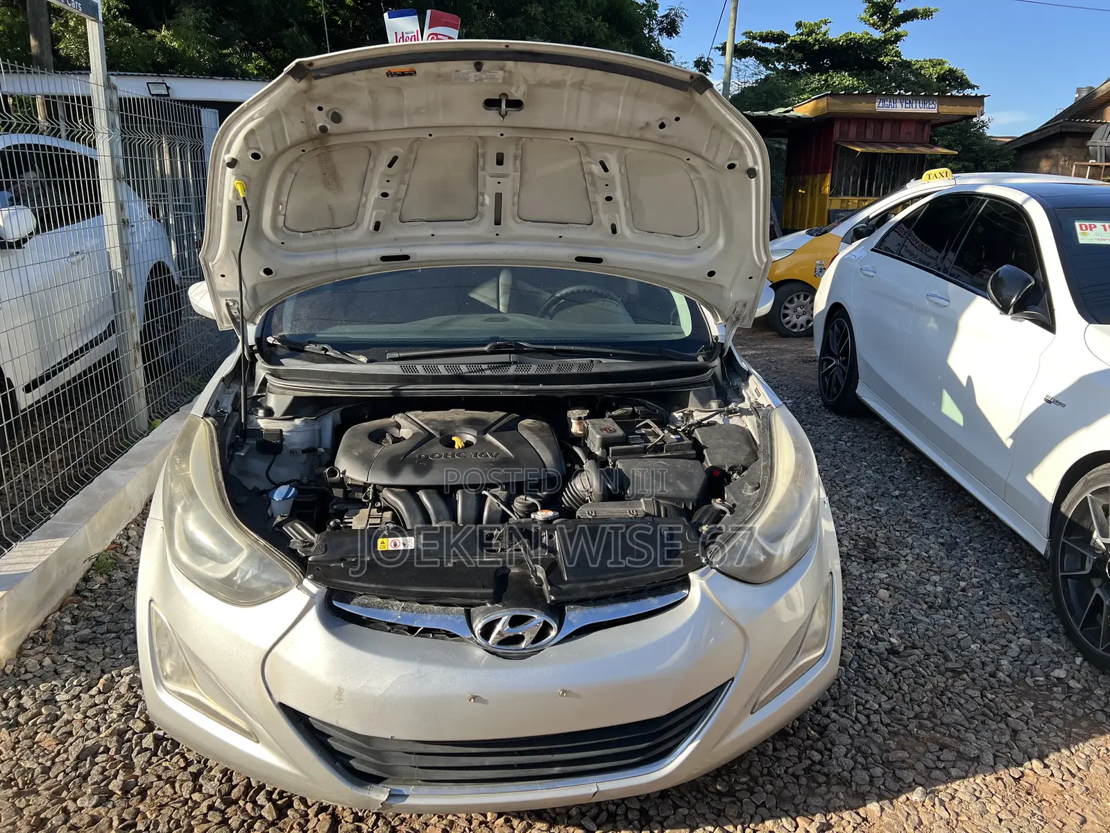Hyundai Elantra Limited 4dr Sedan (1.8L 4cyl 6A) 2015 Gray
