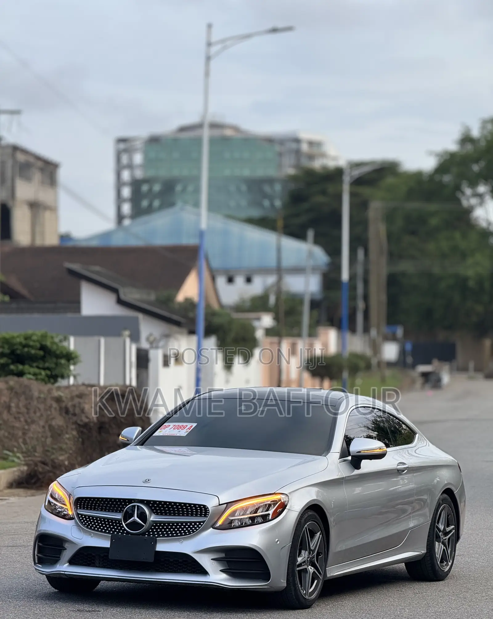 Mercedes-Benz C300 2019 Silver