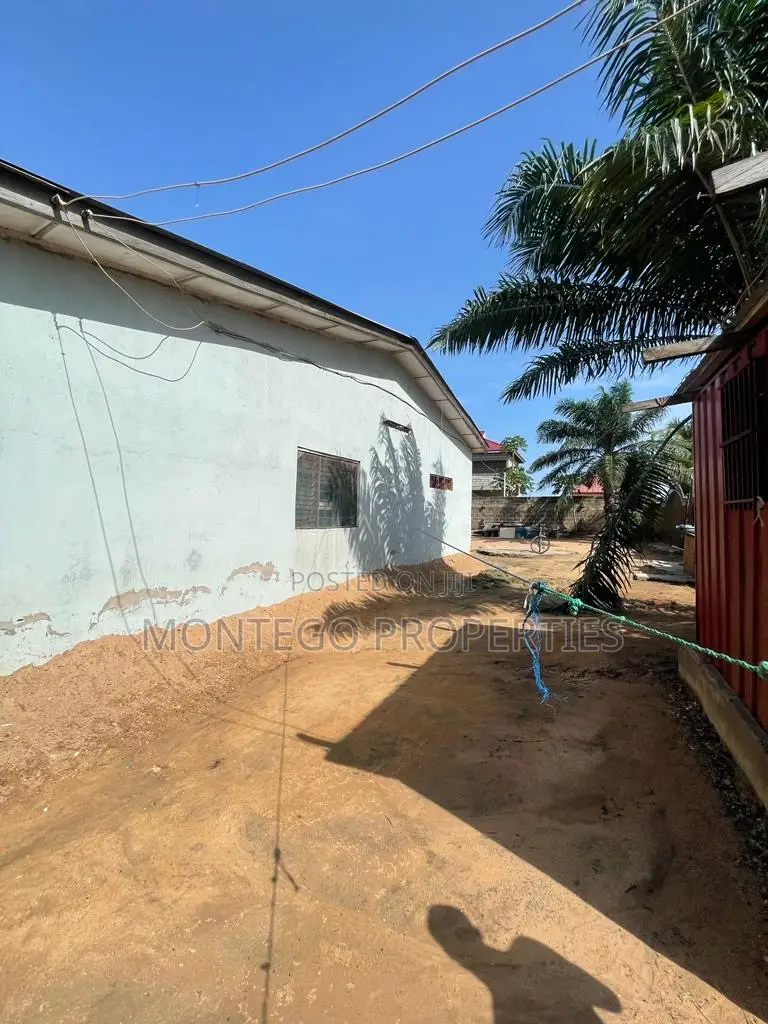 4bdrm House in Spintex Road for sale
