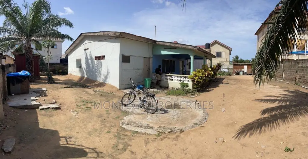 4bdrm House in Spintex Road for sale