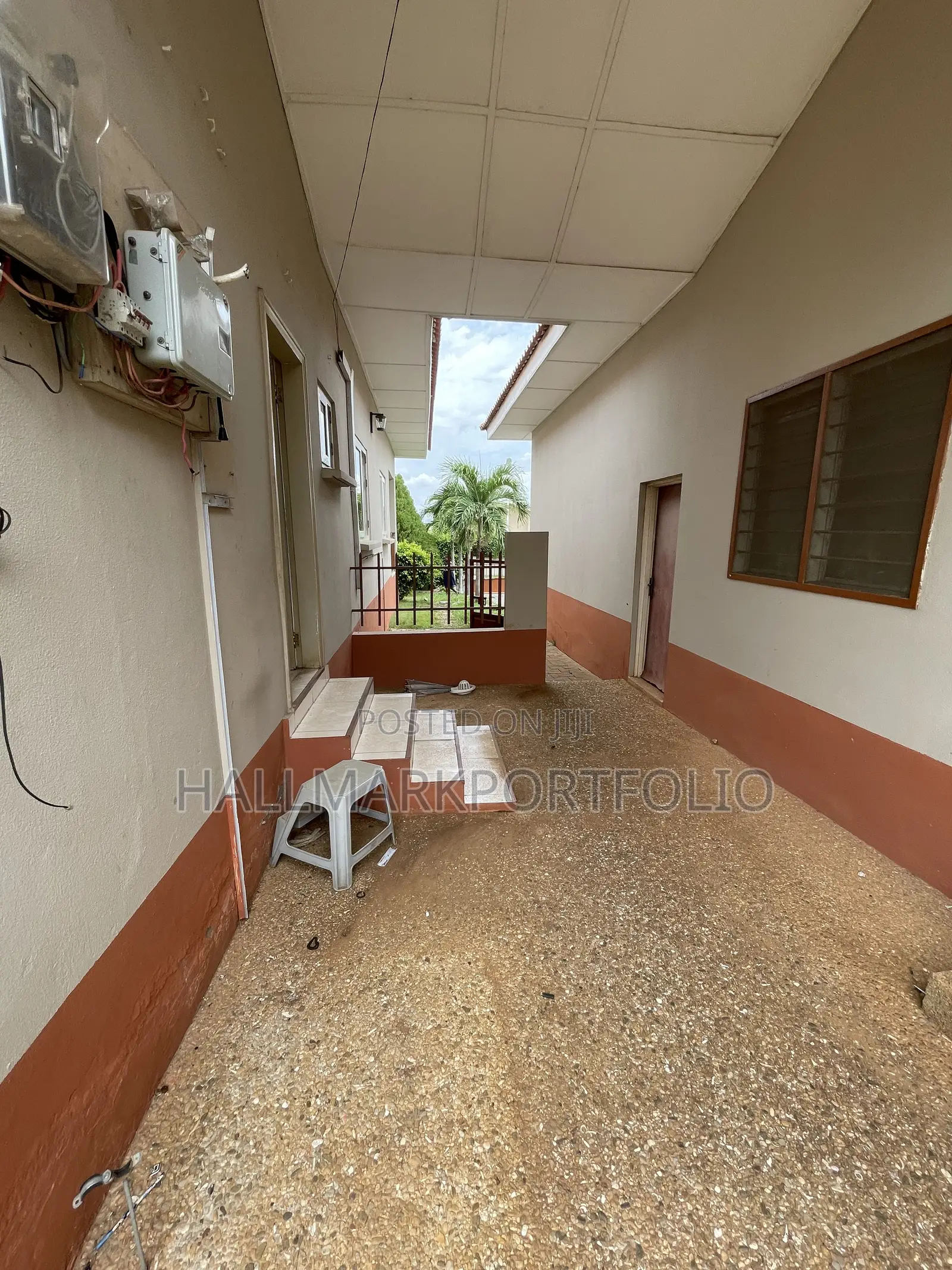 5bdrm House in Regimanuel Gray, Spintex for sale