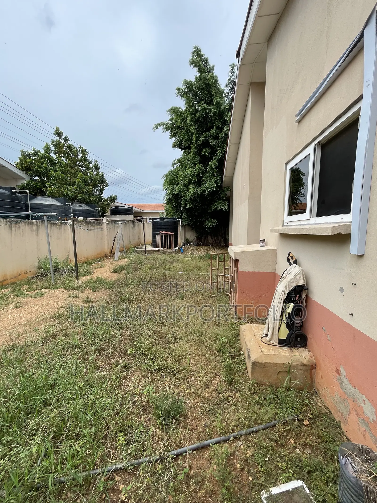 5bdrm House in Regimanuel Gray, Spintex for sale