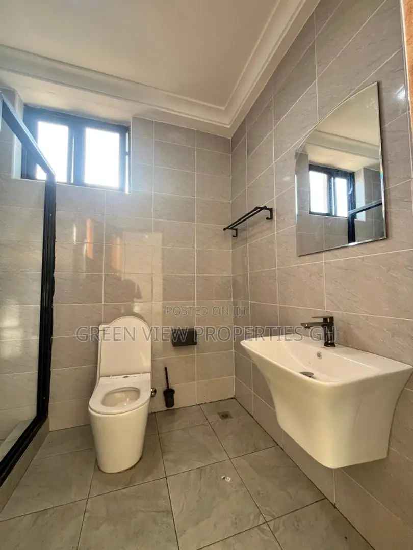 2bdrm Apartment in East Legon for rent
