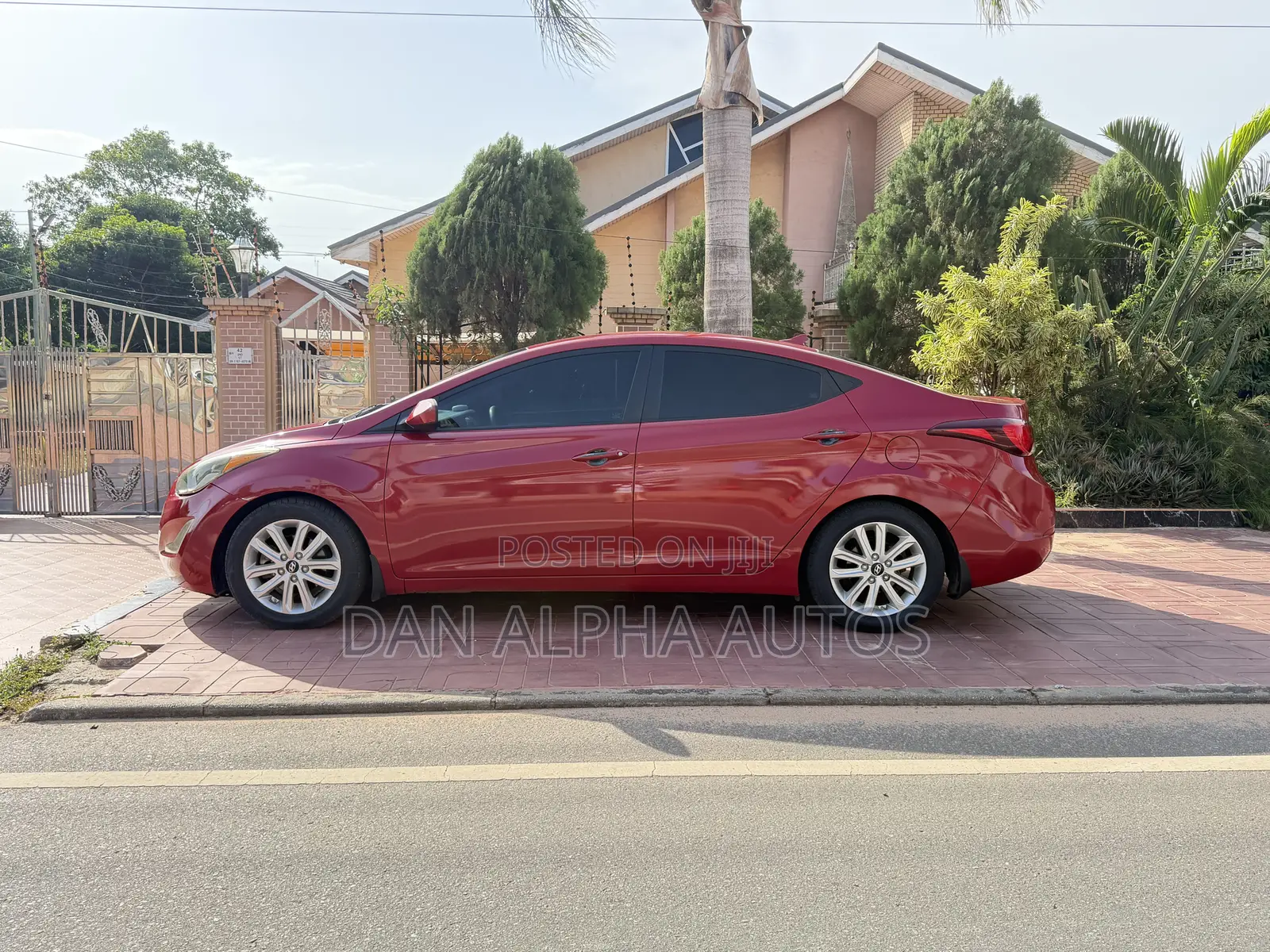 Hyundai Elantra 2015 Red