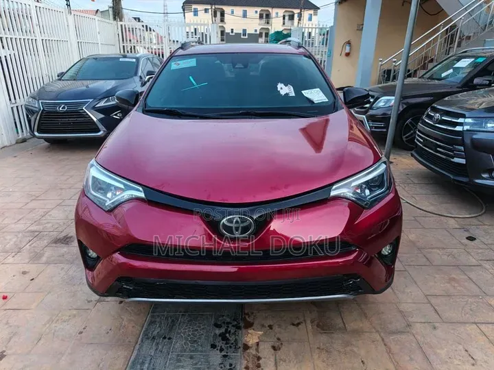 Toyota RAV4 SE 4dr SUV AWD (2.5L 4cyl 6A) 2018 Red