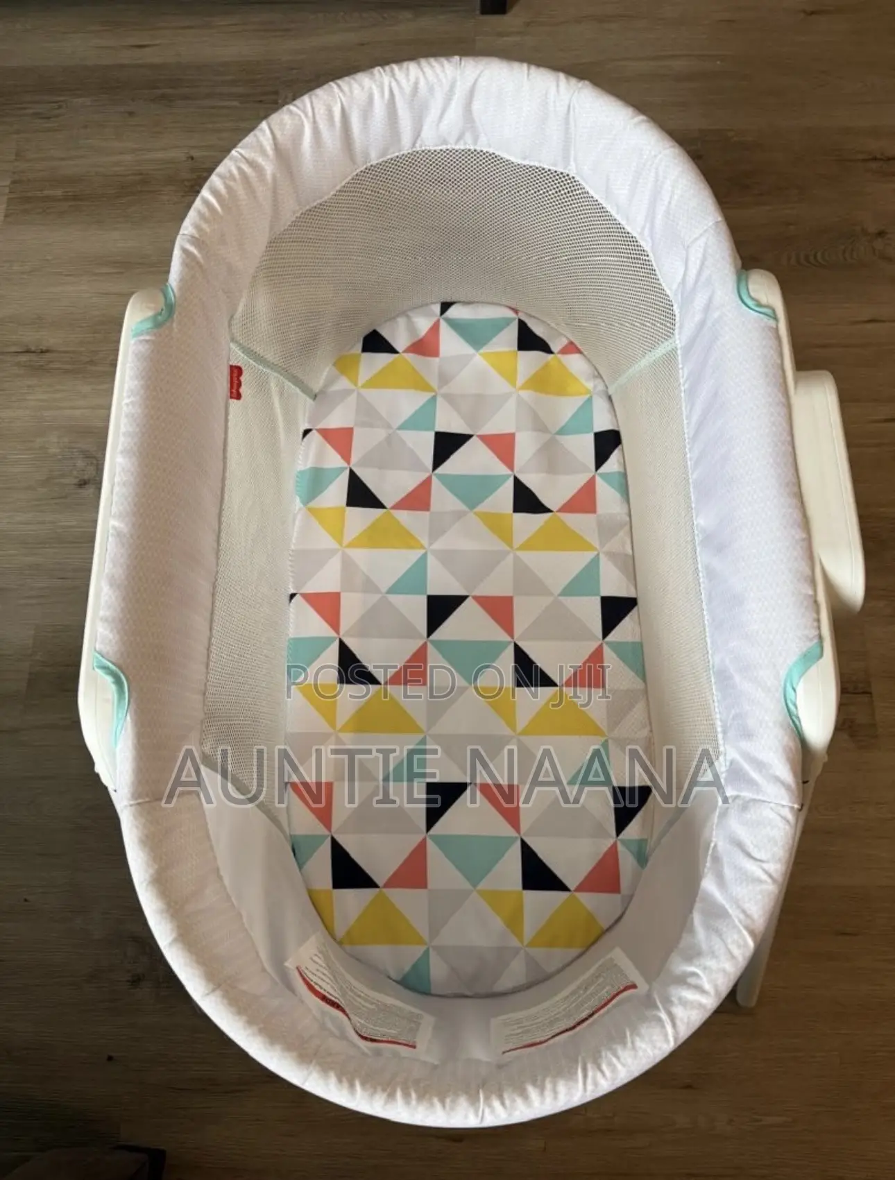 Fisher-Price Stow 'N Go Portable Bassinet