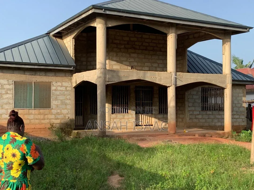 4bdrm House in Pokuasi Mayera Gti, Pokuase for sale