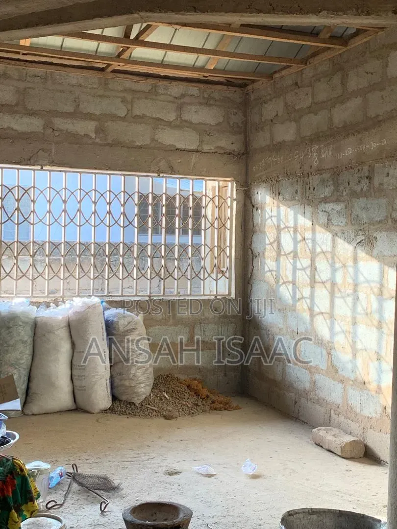 4bdrm House in Pokuasi Mayera Gti, Pokuase for sale