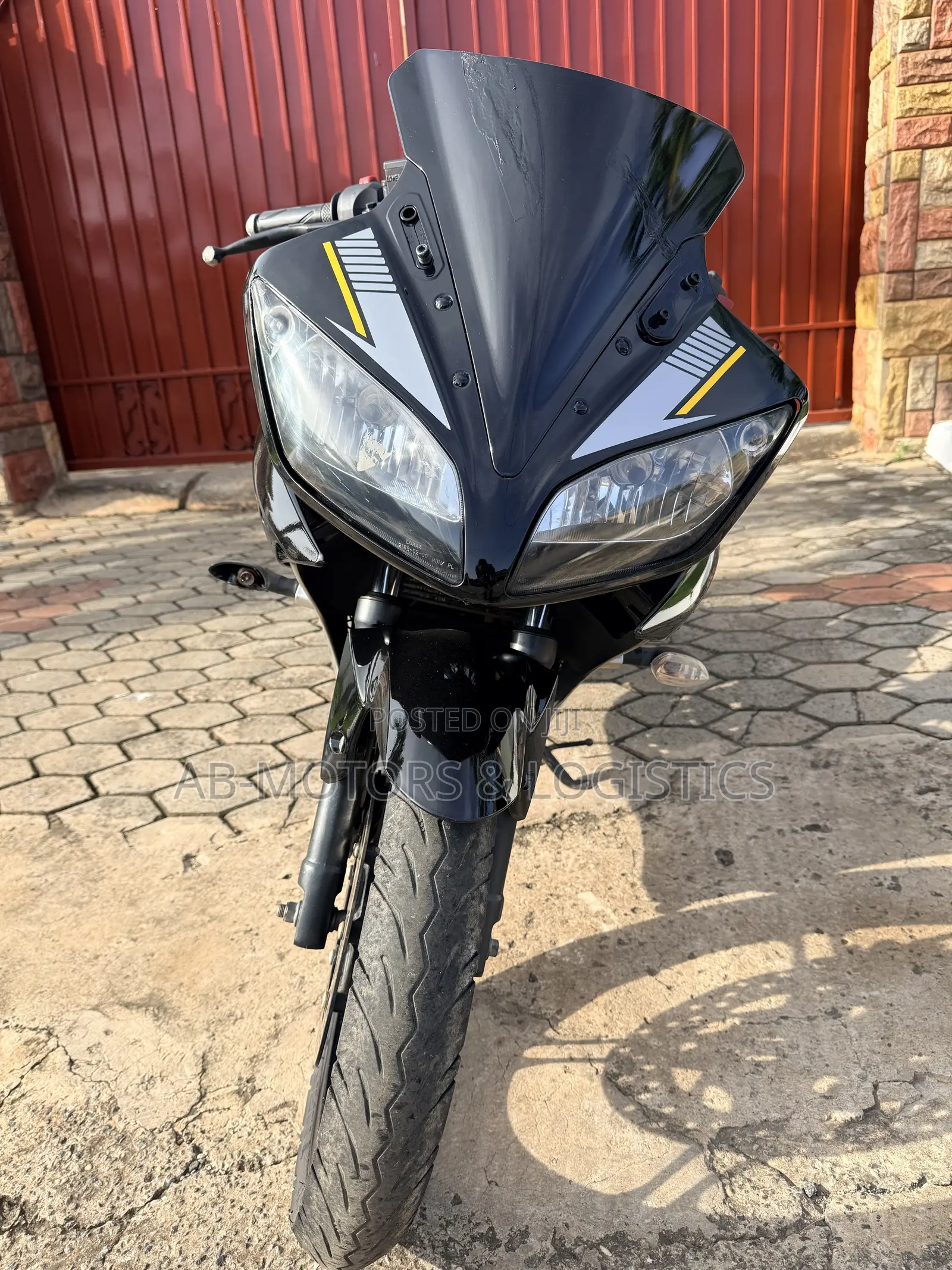 Yamaha 2016 Black