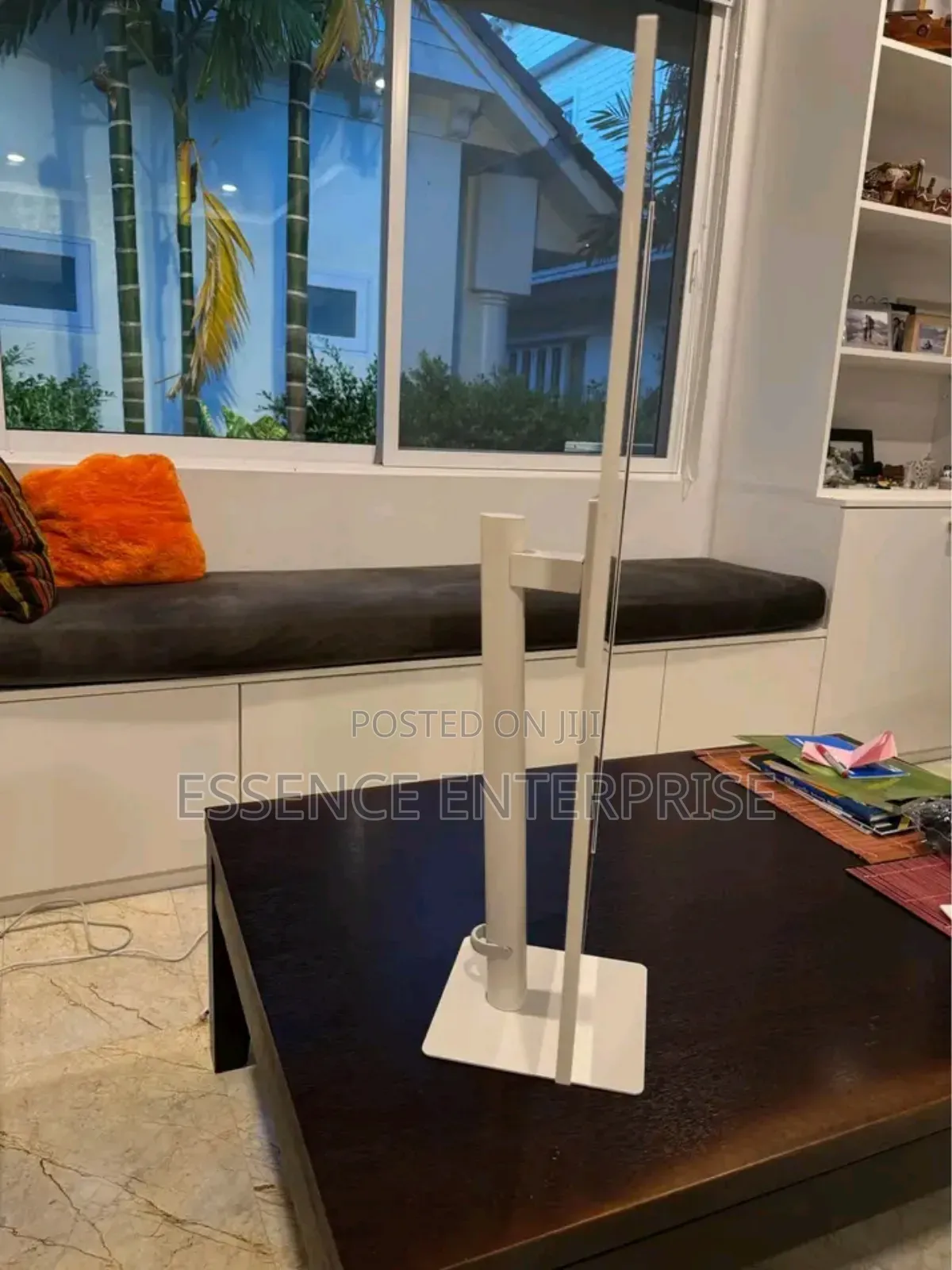 Samsung M7 Monitor
