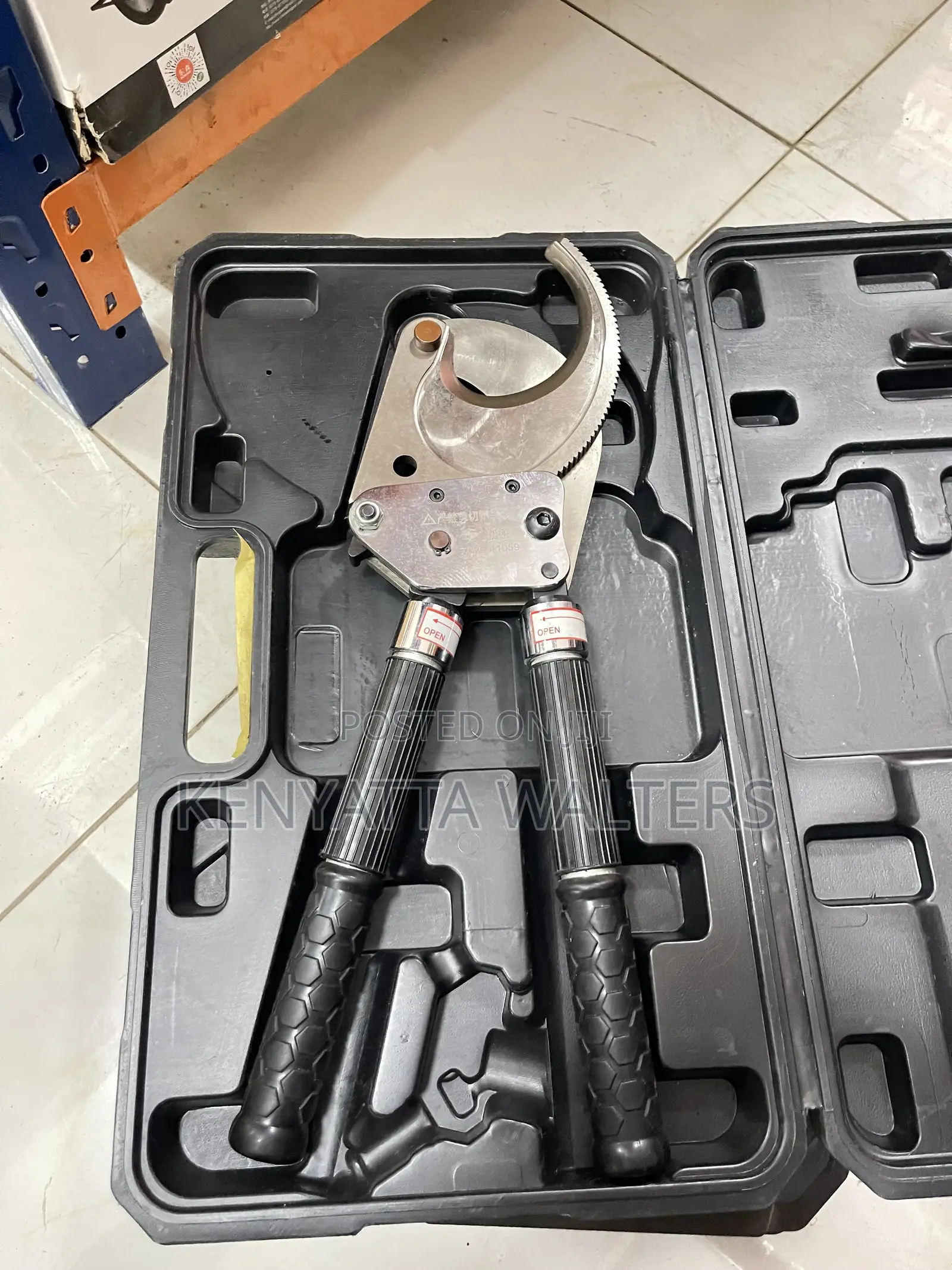 Heavy Duty Ratchet Cable Cutter