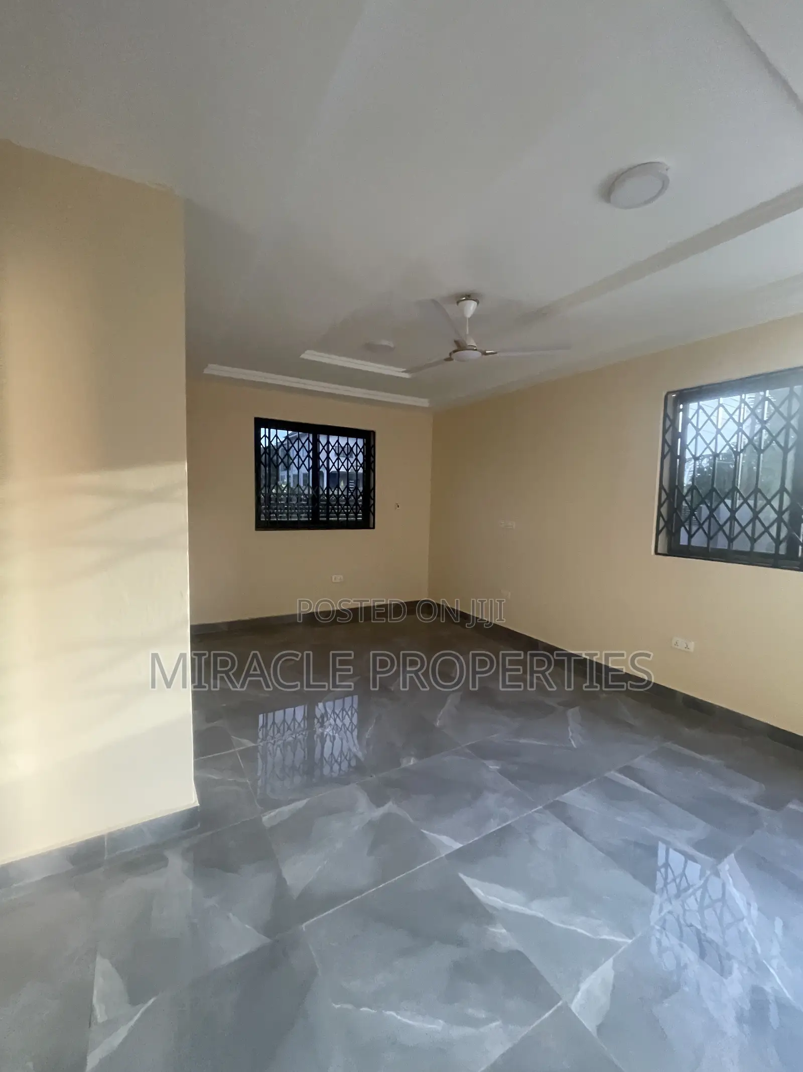 1bdrm Apartment in Miracle Properties, Amrahia for rent
