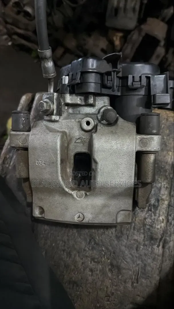 Mercedes Benz C300 2016-20 Home Used Electronic Back Caliper Available